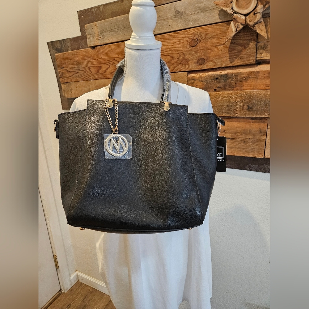 MFK NEW purse. Mia K. Collection. (Bin13)